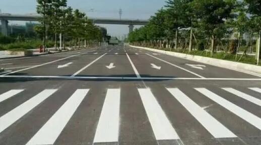 蘇州道路劃線施工后怎樣對地坪進行保養(yǎng)？